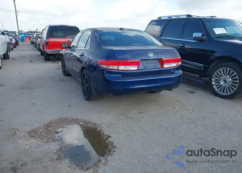 2004 Honda Accord 2.4 Ex z USA, uszkodzony, nr VIN 1HGCM56824A124073